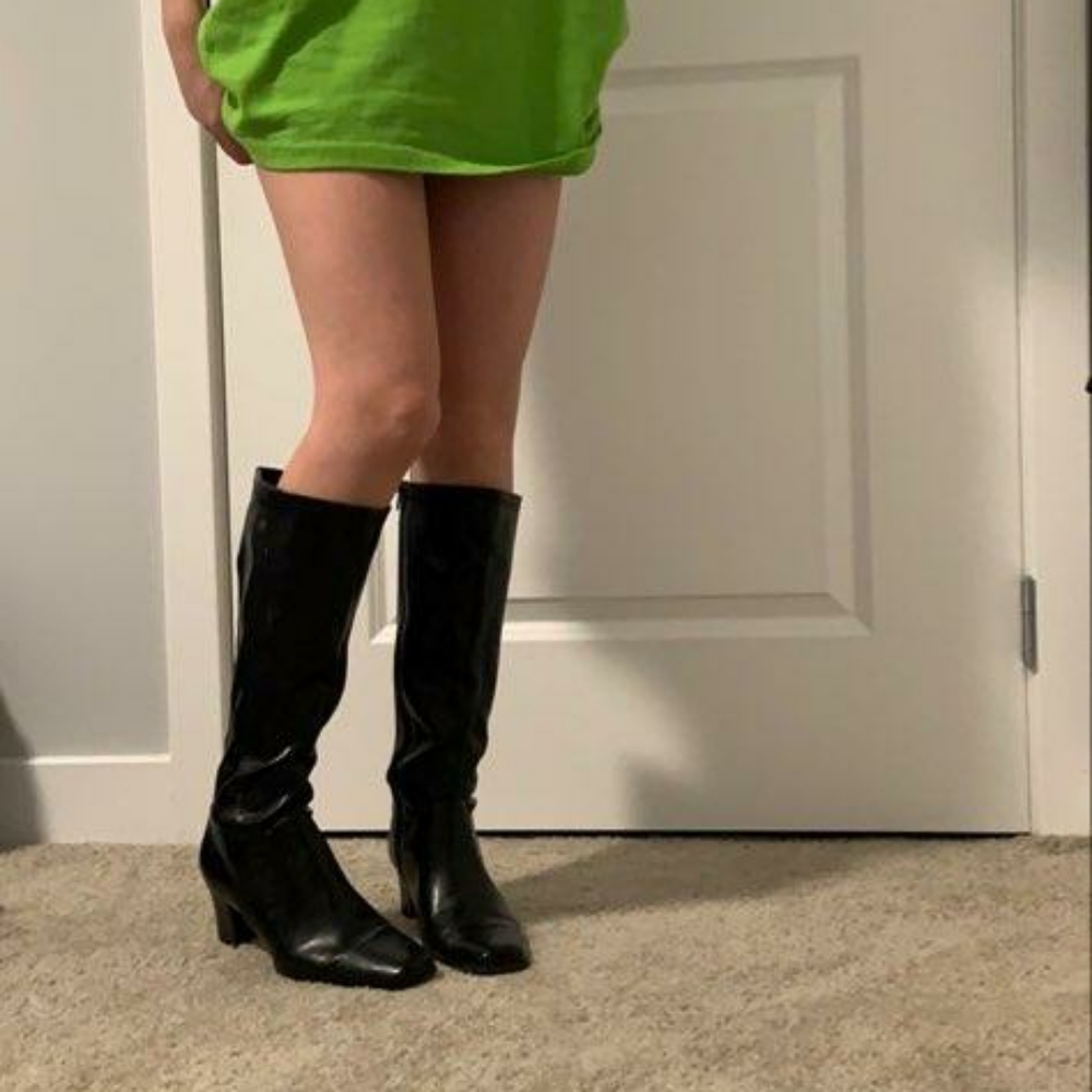 Boots - Picture 2 of 5